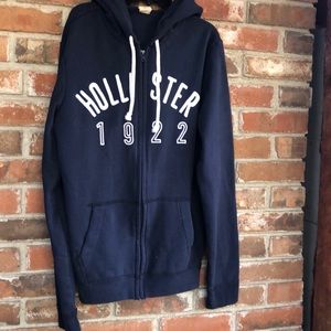 Men’s Hollister Sweatshirt size Medium
